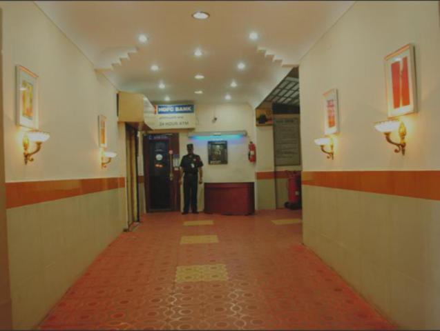 Neeranand Dalhousie- A Pure Vegetarian Hotel Kalkutta Kültér fotó