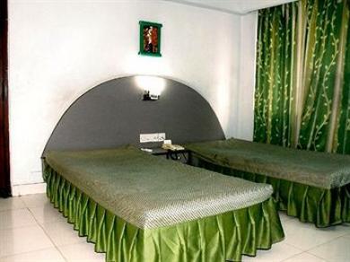 Neeranand Dalhousie- A Pure Vegetarian Hotel Kalkutta Kültér fotó