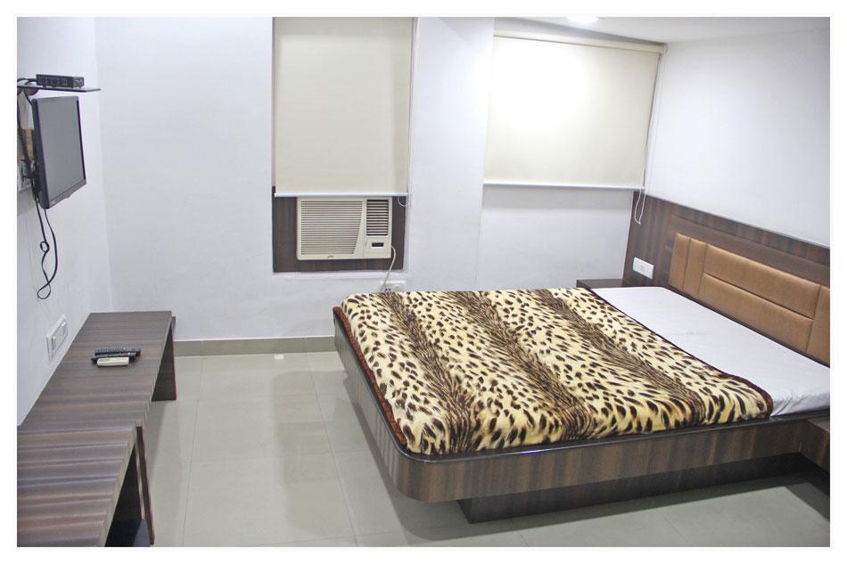 Neeranand Dalhousie- A Pure Vegetarian Hotel Kalkutta Kültér fotó